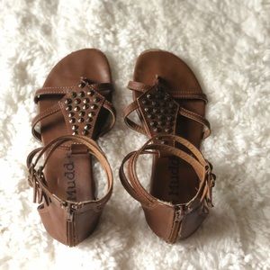 BROWN MUDD GLADIATOR SANDALS